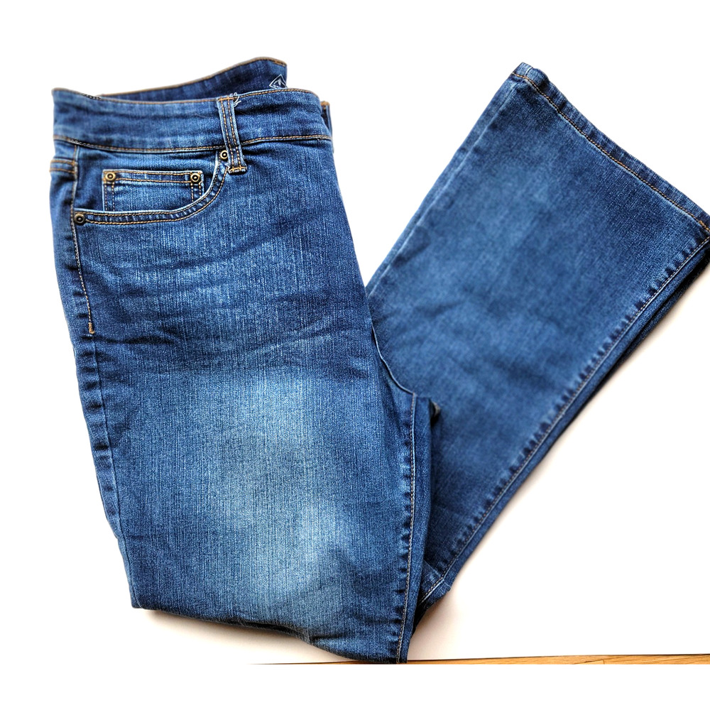 St. John’s Bay Jeans Women 16P Bootcut Blue Stretch Petite Denim Pants